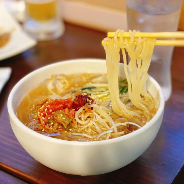 大変申し訳ありませんが、【韓国料理 KOSPA】は6月27日（金）から7月中旬まで臨時休業となります
皆様にはご迷惑をお掛けいたしますが、ご理解の程よろしくお願い申し上げます🙇‍♂️

6月26日(木)までは営業していますので、冷麺などぜひ食べにきてください！

#山形 #天童 #天童温泉 #屋台村 #天童温泉屋台村 #屋台 #居酒屋 #はしご酒 #と横丁 #串揚げ #鉄板焼き #韓国料理 #すし #スペインバル #おばんざい #唐揚げ #焼き鳥 #yamagata #tendo #yataimura #toyokocho